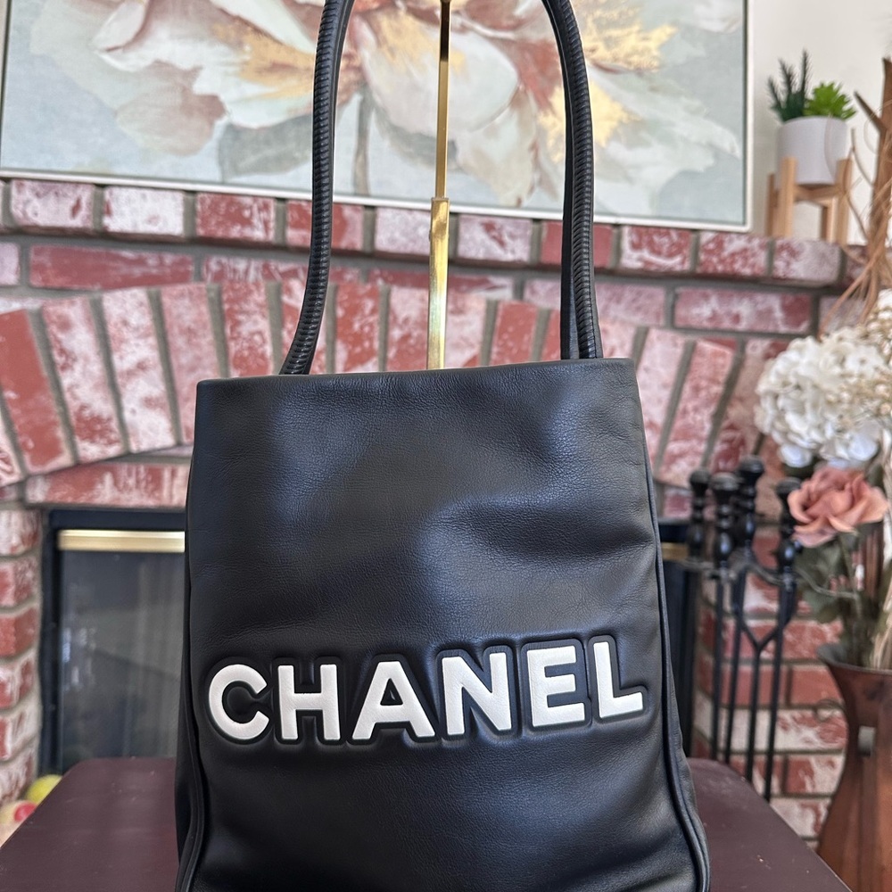 Rare Black Chanel Camelia flower Tote Bag - Picture 2 of 9